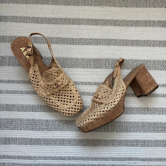 Aerosoles Santiago Raffia Loafer - Picture 2 of 9